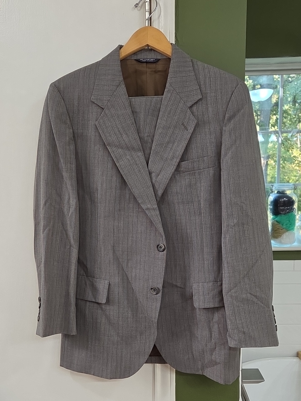 Men's Gray Pinstripe Two-Button Suit Jacket - Classic Tailored Look